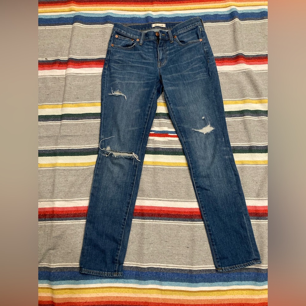 Madewell distressed dark wash The Slim Boyjean, size 25